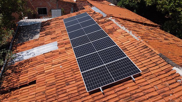 Como a energia solar funciona?