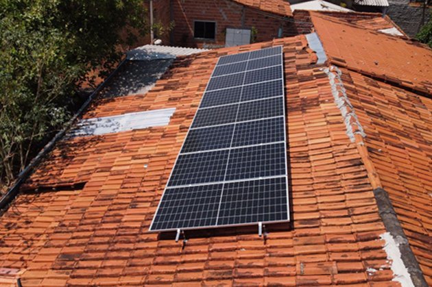 Quem tem energia solar paga conta de luz? - SUNO SOLAR